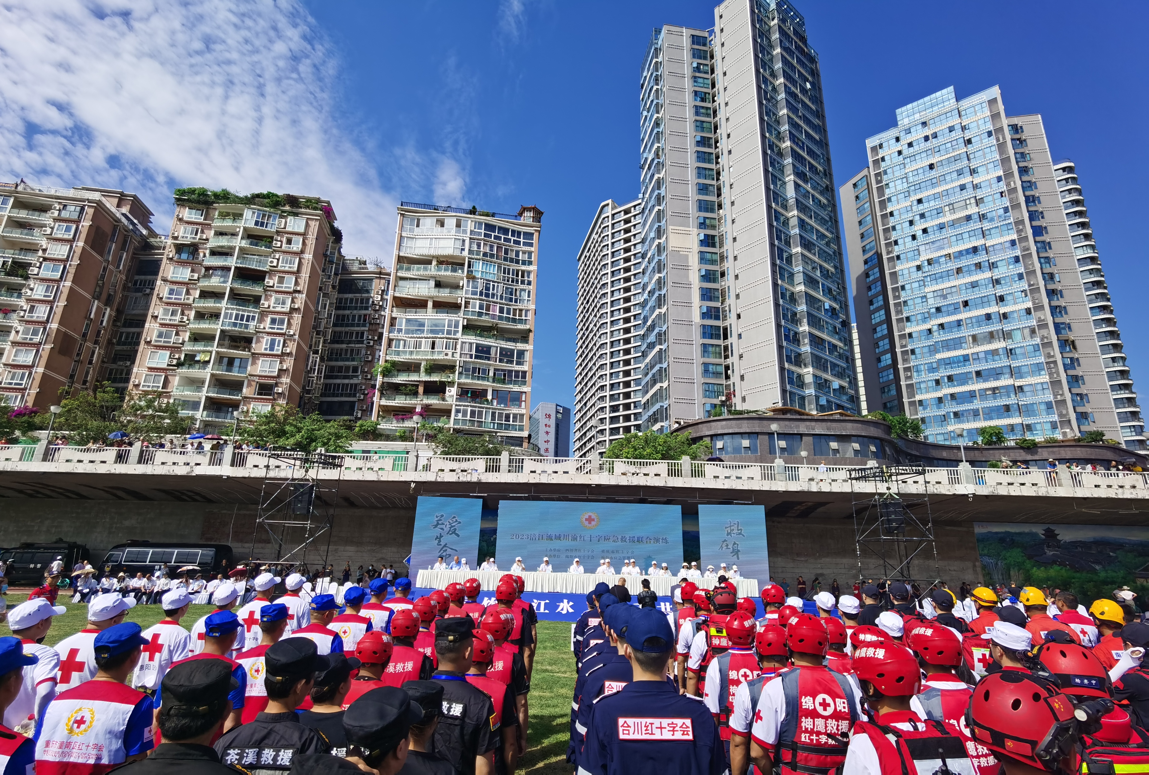 集结大场景1.jpg