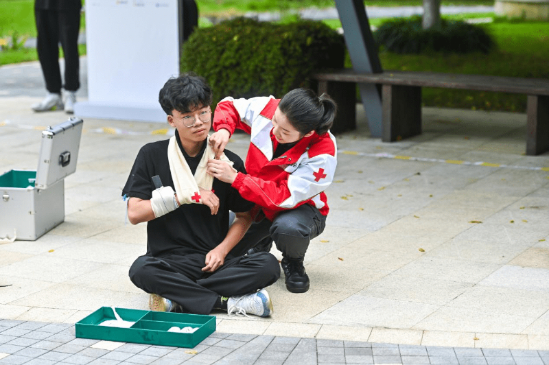 第六届全国红十字应急救护大赛决赛现场。中国红十字会供图