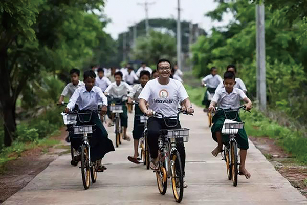 4b3.jpg