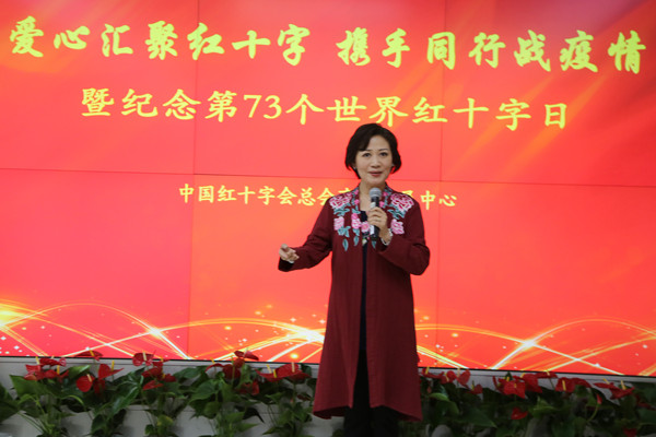 7、梅兰芳艺术基金会理事长、中国戏曲学院教授张晶带来京剧清唱《穆桂英挂帅》片段。.jpg