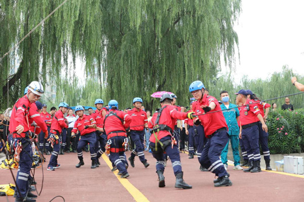 2b2大图.jpg 2b2大图.jpg