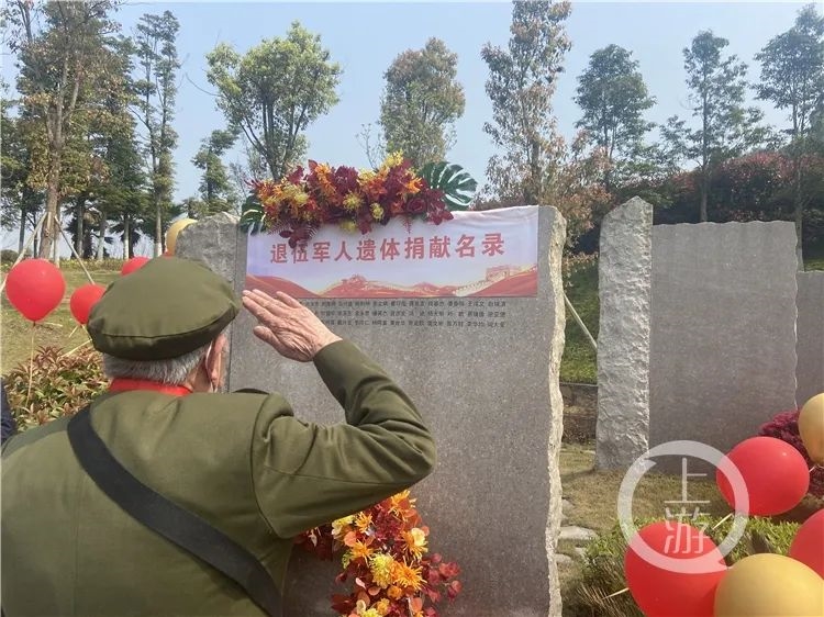 图片10.jpg 图片10.jpg