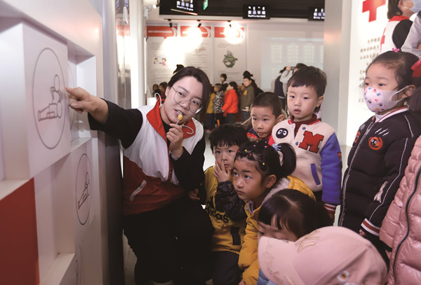 1B1_大图.jpg 1B1_大图.jpg