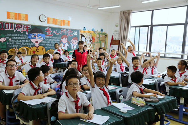 2b1_大图.jpg 2b1_大图.jpg