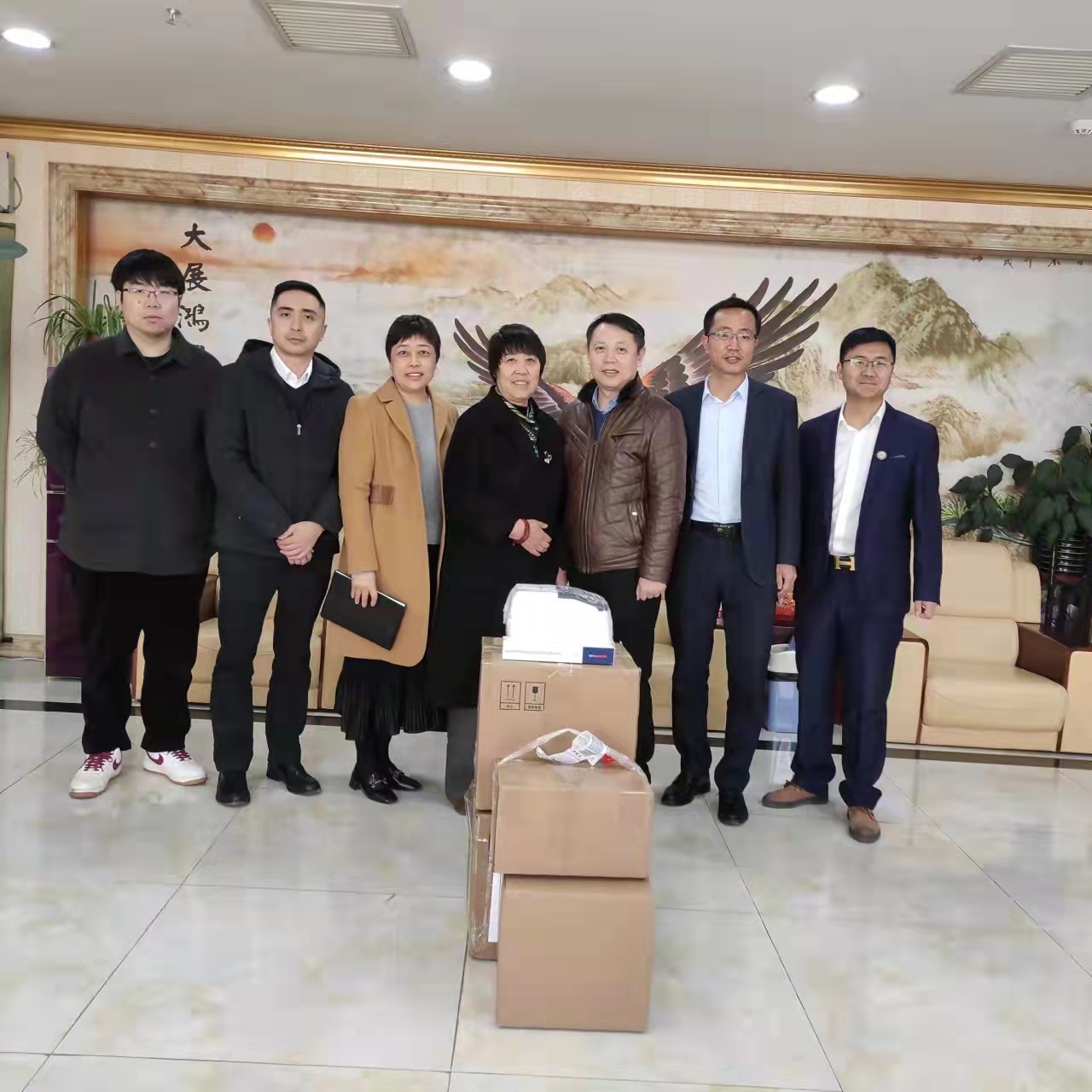 设备捐赠。.jpg 设备捐赠。.jpg
