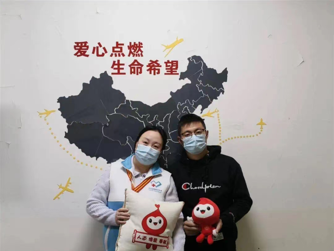 图4 湖北李女士夫妻照片.jpg 图4 湖北李女士夫妻照片.jpg