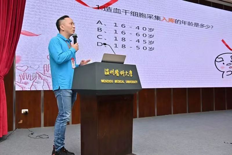 图5 宣讲照片.jpg 图5 宣讲照片.jpg