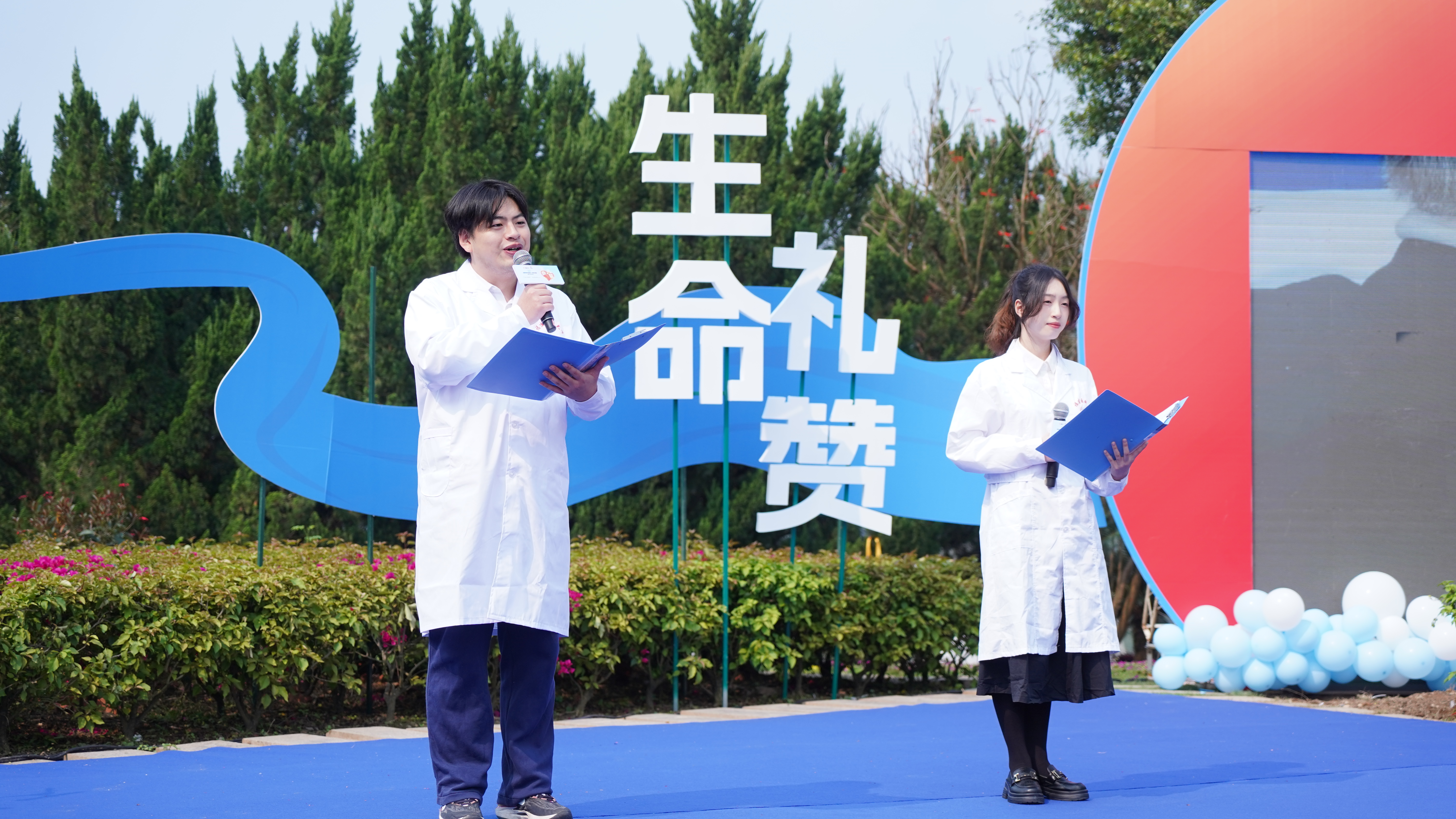 福建省红十字会开展“生命·礼赞”清明节缅怀活动.JPG