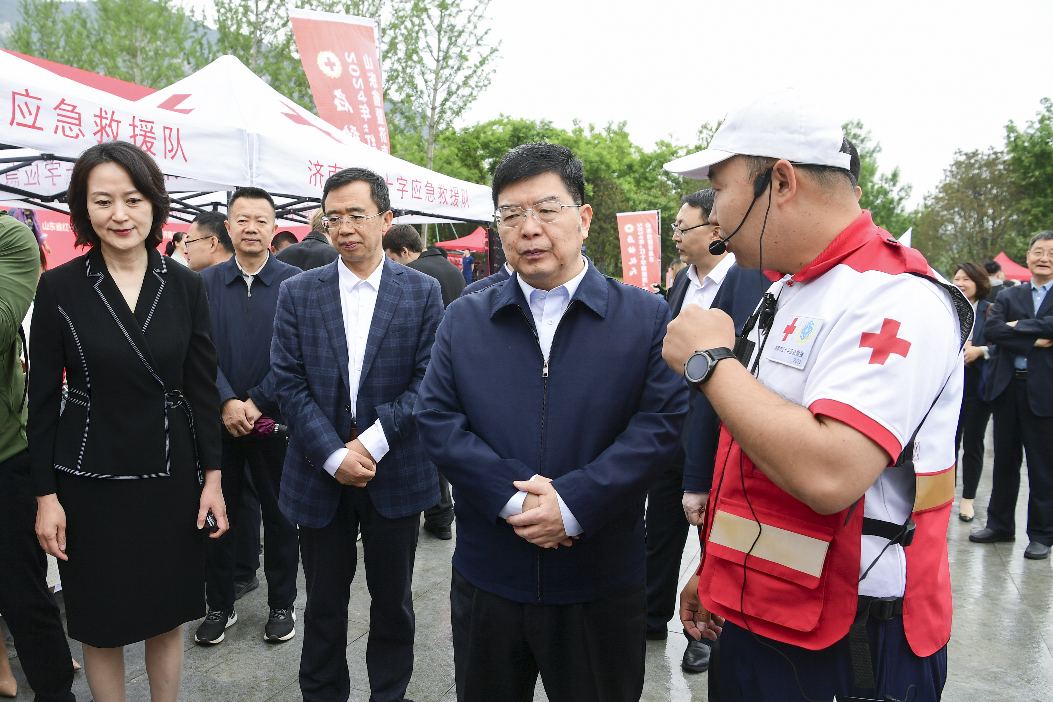 副省长、省红十字会会长陈平参加2024年山东省红十字博爱周活动启动仪式.jpg